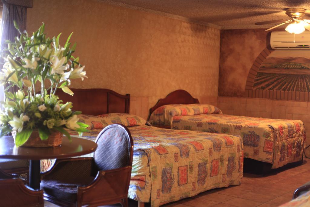 Hacienda Del Indio Hotel Mexicali Eksteriør billede